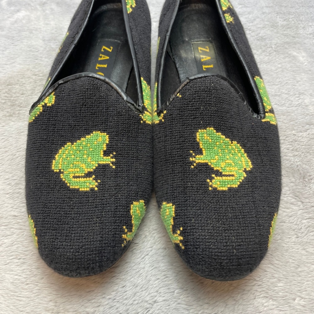 Vintage Zalo Womens Frog Needlepoint Loafers Size 8.5M Black Embroidered Spain - Picture 3 of 9